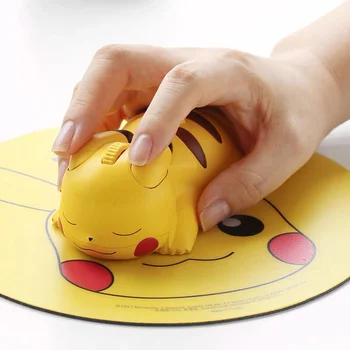 1 Takım Pokemon Pikachu Şekil pc bilgisayar Dizüstü Bluetooth Kablosuz Fare Anime Kawaii Pikachu Mouse Pad Pikachu Fare Mat Oyuncak