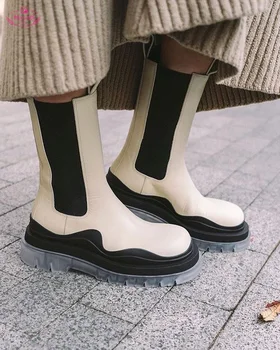 2023 Lüks Tasarımcı Marka Chelsea Çizmeler Kadın Erkek yarım çizmeler Tıknaz Ayakkabı Platformu Çift Çizmeler Üzerinde Kayma Tıknaz düz Topuk Çizmeler