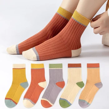 5 Çift / takım Sonbahar Kış Nervürlü Çorap Kadınlar için Şeker Renk Çizgili Orta tüp Çorap Kore Yumuşak sıcak tutan çoraplar Calcetines
