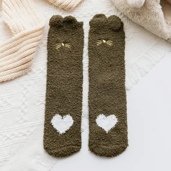 Bayan Sonbahar Ve Kış Kalınlaşmış Orta Tüp Çorap Mercan Kadife Uyku Çorap Ev Kat Çorap Sıcak Ay Çorap Çorap erkekler için