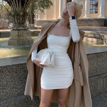 Beyaz Uzun Kollu Mini Elbise Kadın Moda Kare Boyun Dantelli Kısa Elbise Sonbahar Kış Zarif Seksi Bodycon Kulübü Parti Kıyafetleri
