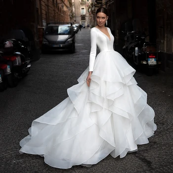 Beyaz V Yaka Balo Uzun Kollu Saten düğün elbisesi Kadınlar İçin 2023 Vintage Illusion Geri Düğme İle Custom Made