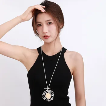 Güneş şekli Uzun Zincir Kolye 2023 Kore Moda Süspansiyon Kolye Kostüm Takı Kadınlar için Vintage Trend Ürünleri