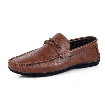 Hakiki deri erkek mokasen ayakkabıları Erkekler için Klasik Yumuşak Moccasins Yüksek Kalite Erkekler Düz Gece Elbisesi Slip-on Rahat Retro sürüş ayakkabısı