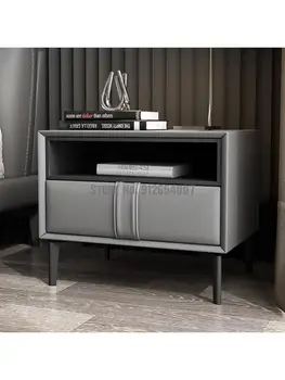Italyan ışık lüks başucu masa deri modern minimalist yatak odası minimalist raf katı ahşap İskandinav küçük depolama