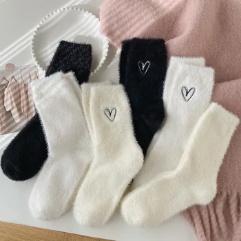 Kadın Kış Çorap Sıcak Yumuşak Kabarık Yatak Çorap Karikatür Aşk Bayanlar Ev Kat Terlik Vizon Kürk Kalınlaşmak Polar Çorap Calcetines