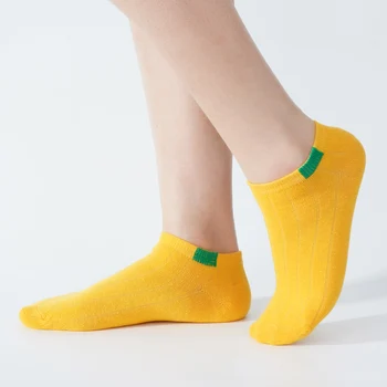 Klasik Bahar ve Yaz Kadın Düz Renk kıyafet etiketi Kısa Çorap Basit Günlük Rahat Nefes Ter Emici Tekne Çorap