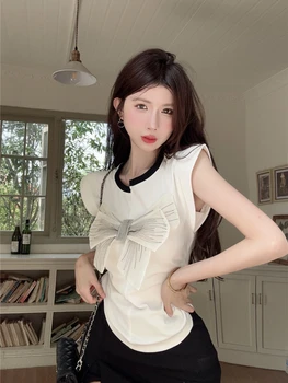 Korobov Beyaz Yay Kolsuz T-Shirt Kadın Yaz Yeni Yelek Tasarım Niş İnce Tees Kore Moda Y2k En Estetik Gömlek