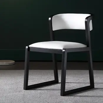 Mutfak İskandinav Yemek Sandalyesi Seti Modern Minimalist katı ahşap Meşe Salon Tabure Küçük Daire Yumuşak Yüksek Geri Çalışma Mobilyaları