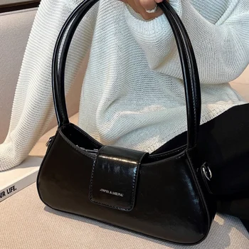Tasarımcı Lüks omuz çantaları Pu Deri Koltukaltı Crossbody Çanta Kadın 2023 Yaz Moda Basit omuz çantası ve Çanta