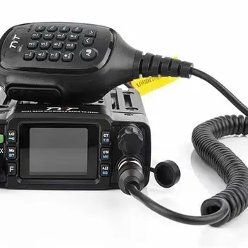 TH-9800D Mini Araba İstasyonu Çift Segmentli Araba Telsiz Su Geçirmez Radyo 12V24V Evrensel Frekans Aralığı 136-174 400-470MHz