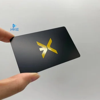uv logo mat blacx iş metal kartı