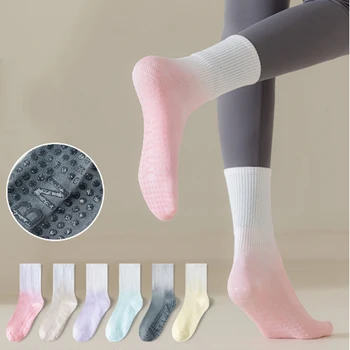 Yoga Çorap Kadınlar İçin Orta tüp spor çorapları Koşu kaymaz Yüksek Kaliteli Penye Pamuk Parlak Renk Calcetines Degrade Çorap