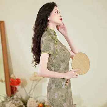 Yourqıpao Yaz 2023 Geliştirilmiş Yeşil Cheongsam Moda Retro Performans Giyim Çin Tarzı Gece Elbisesi Qipao Kadınlar için