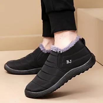 Çizmeler Erkekler Kar Moda Unisex Ayakkabı Ordu Kış Ayakkabı Erkekler İçin platform ayakkabılar Erkekler Su Geçirmez yarım çizmeler Ayakkabı iş çizmeleri