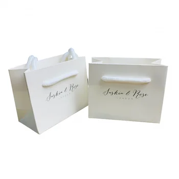 Özelleştirilmiş parfüm yağı şişesi 6ml kağıt torbalar takı için küçük beyaz karton kağıt torbalar